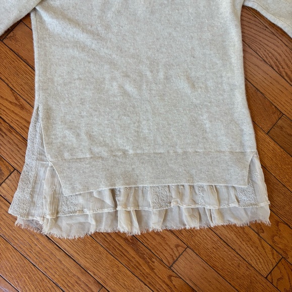 SOLD 100% Cashmere Oatmeal Sweater Top with Lace Bottom Trim - Picture 5 of 8